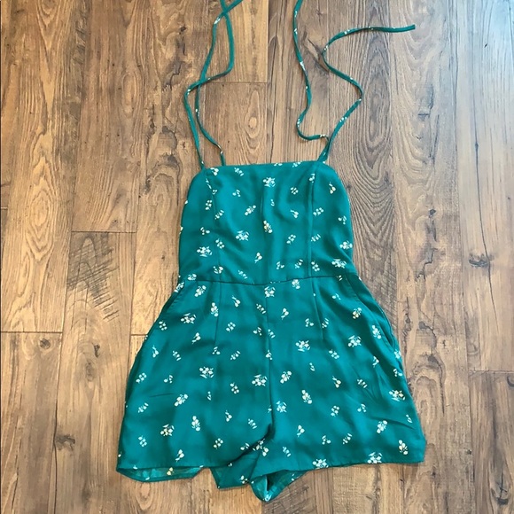 Abercrombie & Fitch Stunning Green Floral Romper - Picture 2 of 3